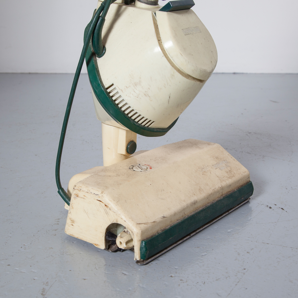 aspiradora vorwerk kobold 120 worker con acceso - Buy Other vintage objects  on todocoleccion
