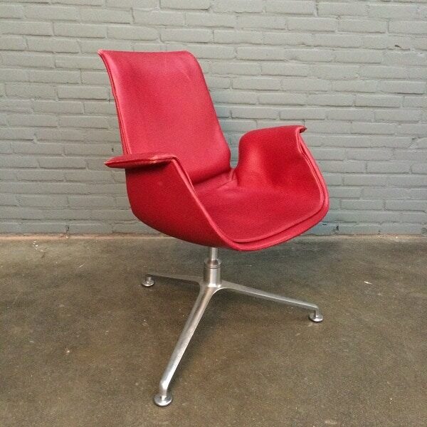 red leather chair used, knoll used, Knoll international chair used, design chair leather red,