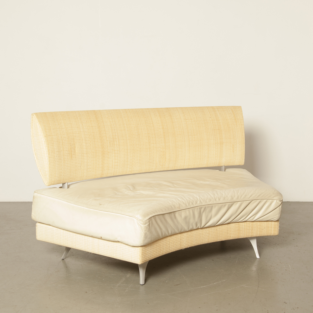 Mutabilis sofa couch Giuseppe Viganò Bonacina Pierantonio Italy sharp bend wicker mat back beige cream leather seat cushion linkable connectable secondhand design 1990s