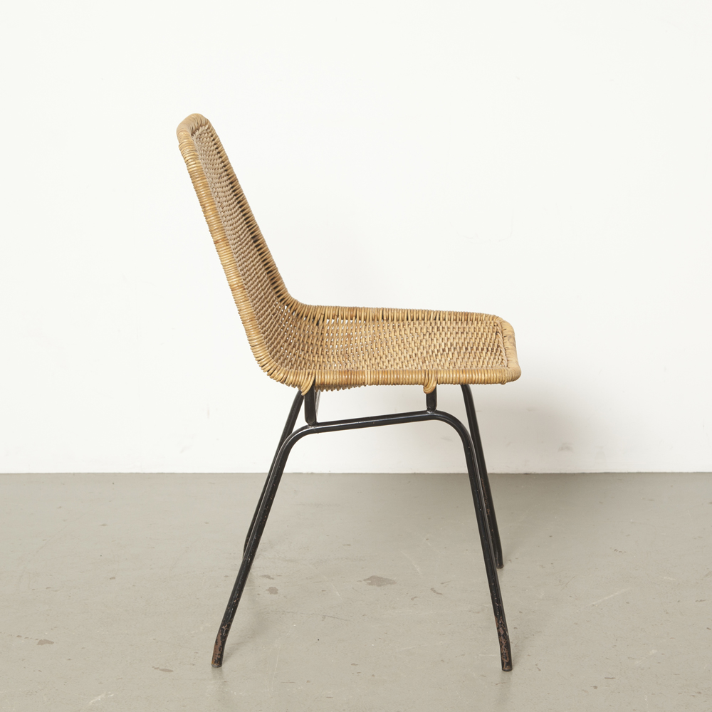 hooi Reisbureau Lucht Rattan model Italia 100 chair, Rotanhuis ⋆ Neef Louis Design Amsterdam