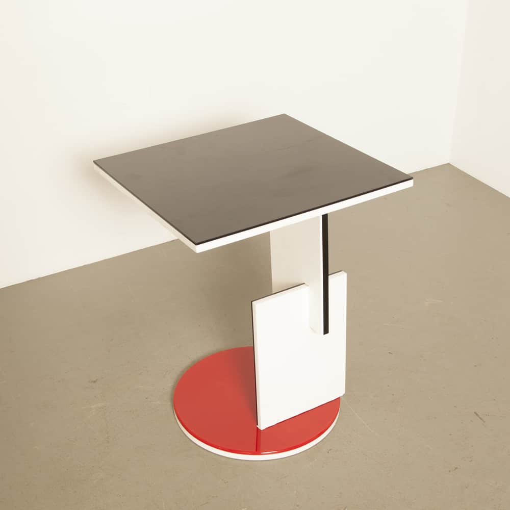 Centraliseren hypotheek Uitputting Divan tafel Gerrit Rietveld perspex reproductie ⋆ Neef Louis Design  Amsterdam
