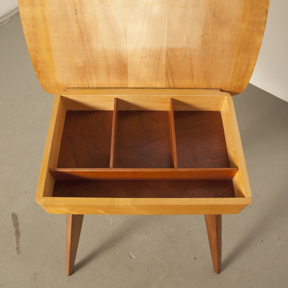 Wat leuk bouwer noedels Blond houten make up tafel ⋆ Neef Louis Design Amsterdam