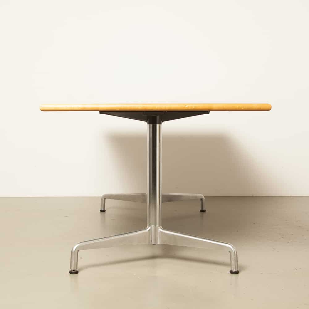 Castelli System SBC conference table ⋆ Neef Louis Design Amsterdam