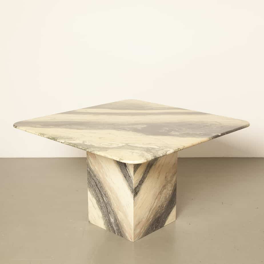 Belle table en marbre carré à manger solide rayé vintage rétro italien moderne luxueux design d'occasion sur mesure somptueux