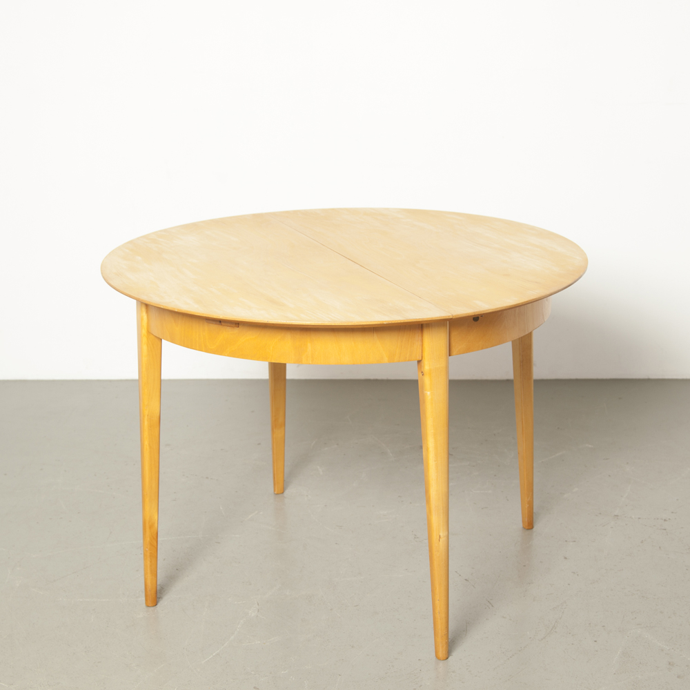 gebroken Eik Uiterlijk Round dining table TB05 Cees Braakman Pastoe ⋆ Neef Louis Design Amsterdam