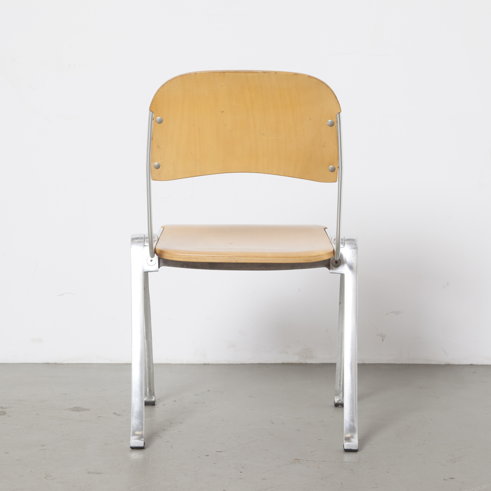 Stacking Chair Blond Wood ⋆ Neef Louis Design Amsterdam