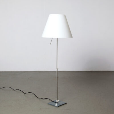 -Costanza-D13-floor-lamp-Luceplan-desk-table-Paolo-Rizzatto-timeless-italian-italy-white