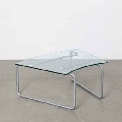 Path coffee table Dorigo Design Sitland concave inside bend curve Arte´s Fiorenzo modular system linking joined connecting silver grey steel tube frame polished sheet glass top chamfered edges contemporary modern 2000s salon