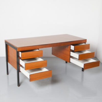 Executive Desk in Teak ⋆ Neef Louis Design Amsterdam