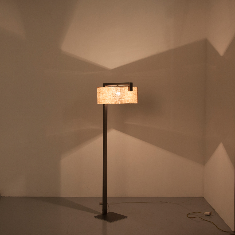 Lampe de lecture sur pied en bronze Neef Louis Design Amsterdam