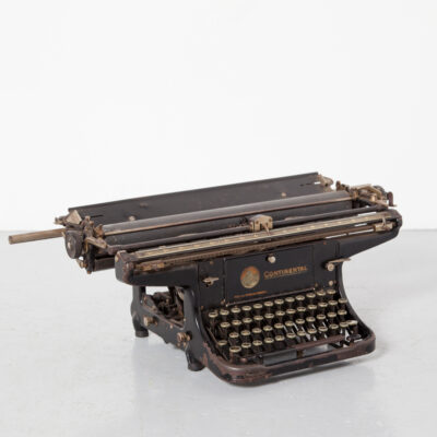 大陆会计打字机 S28 QWERTZ 键盘 kezboard 工作德国大幅面宽口马车会计簿记员表办公室标准工作设备古董 30 年代 1930 年代三十年代老式复古工业机器时代