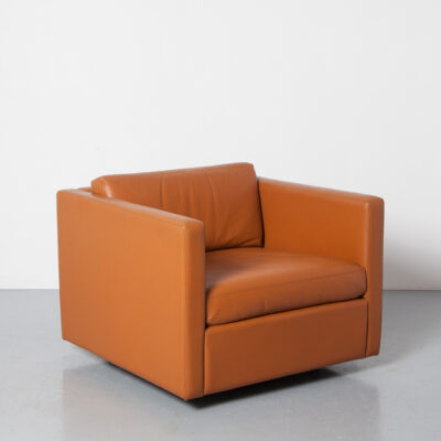 Charles Pfister 休闲椅 Knoll 方形立方体干邑棕色皮革 Sabrina Pumpkin 富裕无浪费矩形浮动设计扶手椅座椅简单复古复古世纪中叶现代 70 年代 1970 年代 XNUMX 年代