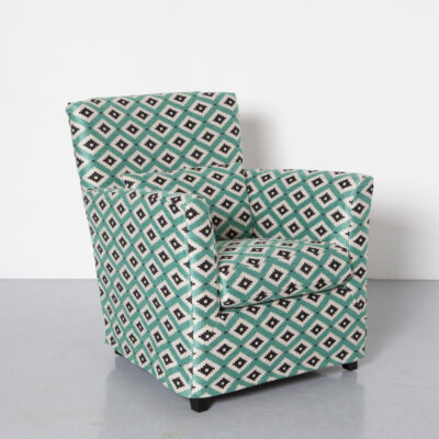 Morgana 扶手椅 Marac 意大利新蓝绿色几何方形图案织物内饰阶梯钻石靠垫可翻转滑套拉链可拆卸俱乐部安乐椅现代现代 2010 年代