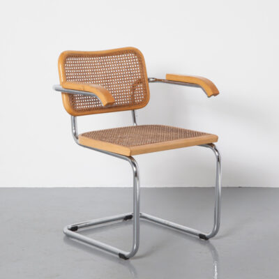 S64 Cantilever Chair armrest S32 Marcel Breuer Italy copy reproduction chromed tubular steel natural solid beech design classic wickerwork seat back bent curved frame Thonet Mart Stam Bauhaus wicker reed vintage retro mid-century modern 30s 1930s thirties seating floating