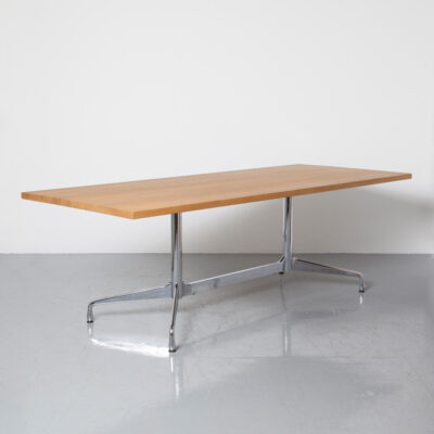 Segmented Table Eames Vitra Oak rectangle ⋆ Neef Louis Design Amsterdam