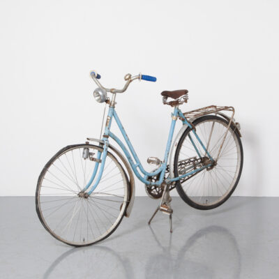 Rekord الدراجة الدراجة Svenskt Fabrikat AB Nordiska Komp ستوكهولم الأصلي خمر الصدأ الأزرق الزنجار أوبتيموس بوش فيليتا نورد سرج معدني شارة معدنية مزخرفة غطاء واقي سلسلة مزخرفة متقنة الباروك الرجعية منتصف القرن الحديث 30s 1930s الثلاثينيات