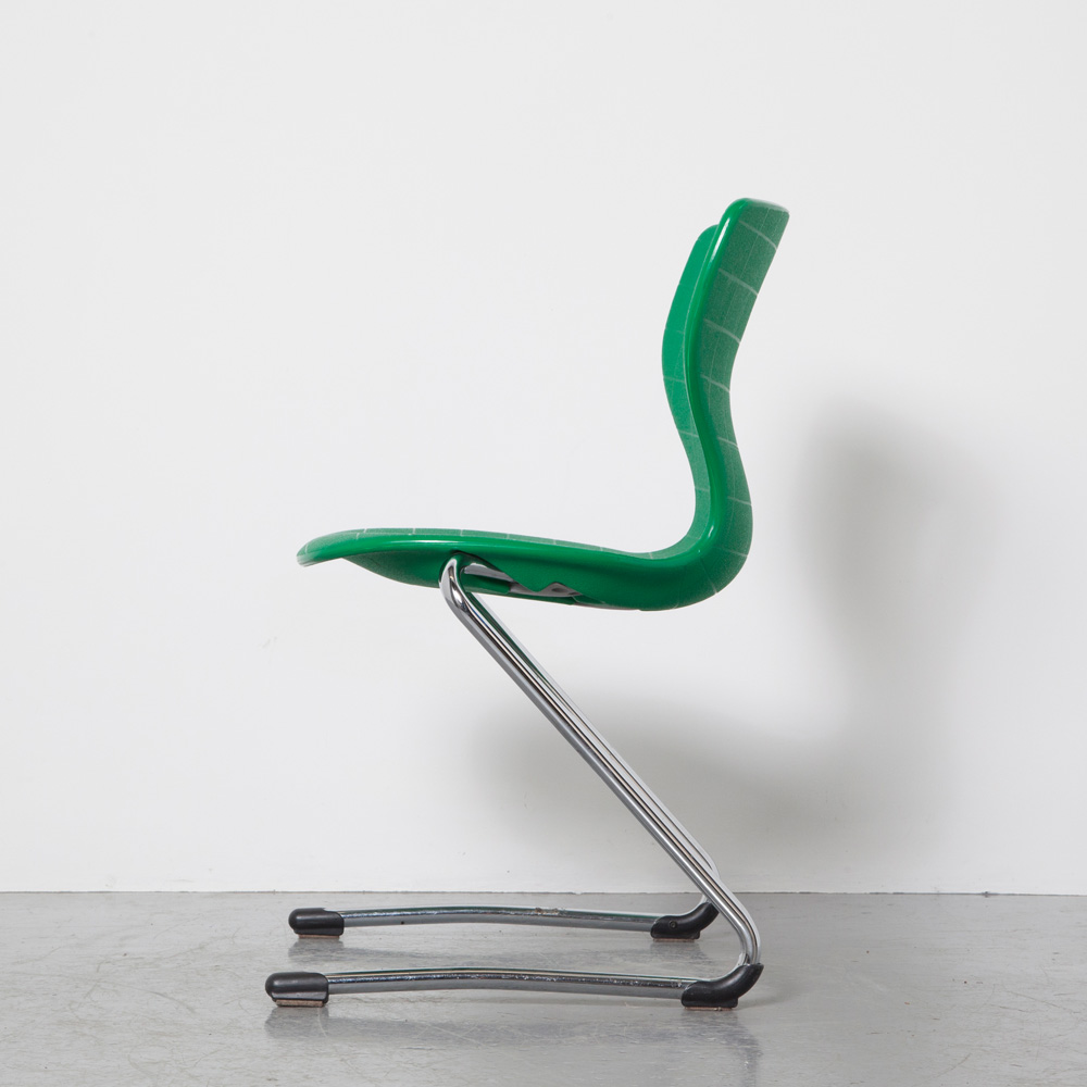 Pantoswing Lupo Chair Verner Panton White ⋆ Neef Louis Design Amsterdam