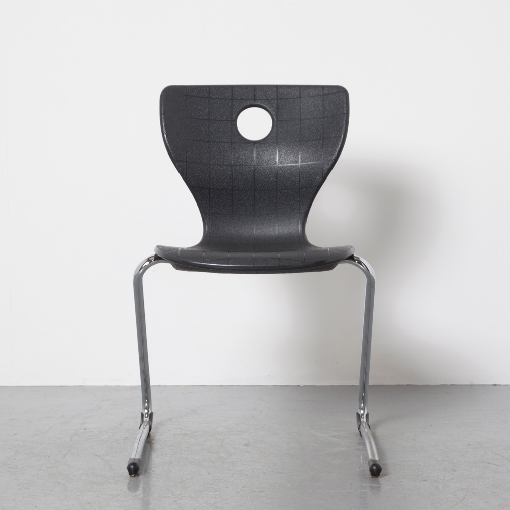 Pantoswing Lupo Chair Verner Panton Black ⋆ Neef Louis Design Amsterdam