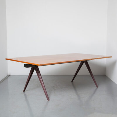 Arkus Table Hans Verboom Ahrend desk system office conference meeting work central beam legs brackets angled sturdy metal Pyramid Wim Rietveld compas Galvanitas Jean Prouve industrial vintage retro mid-century modern techo 1990s nineties