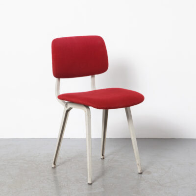 Revolt 椅子 Ahrend De Cirkel Friso Kramer 红色编织羊毛混纺面料经典时尚永恒设计原始铜绿灰色框架粉末涂层折叠钢板座椅靠背工业荷兰设计复古复古 50 年代 1950 年代五十年代中期现代