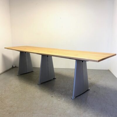 prouve 3legs table